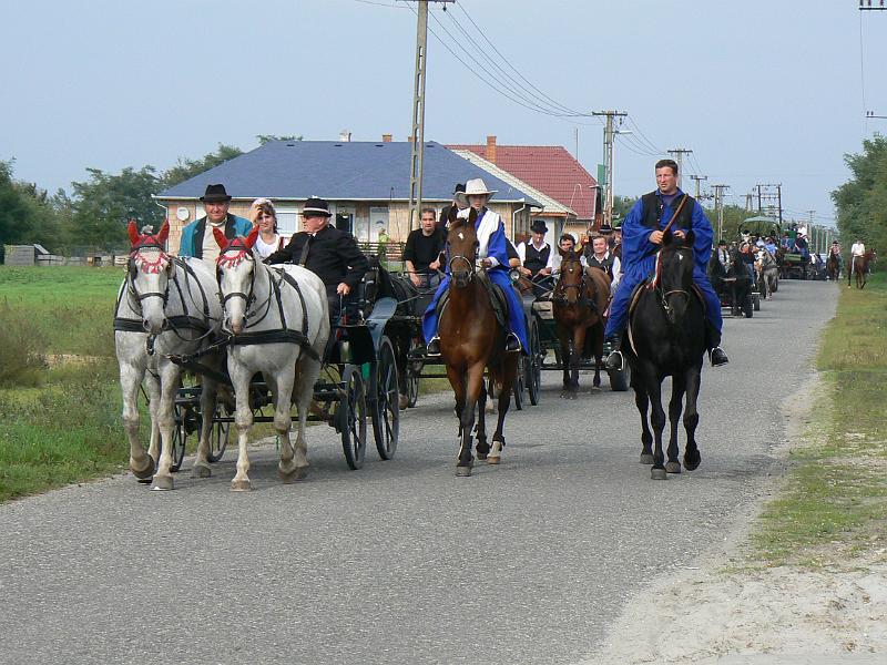 Szureti_Felvonulas_2010_185